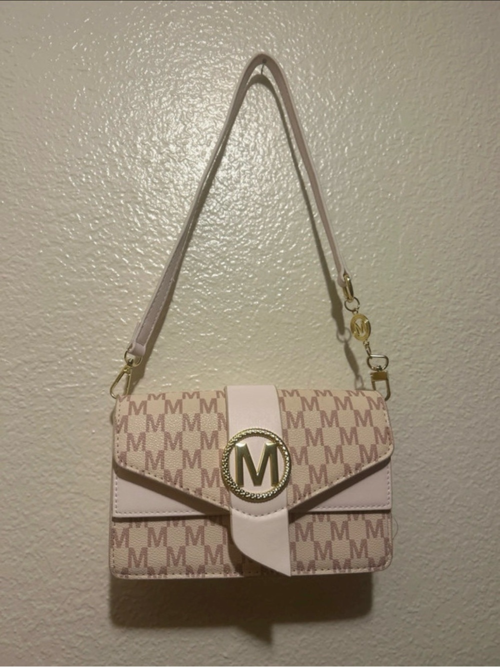 SHEIN Pink Monogram Shoulder Bag with Gold Logo